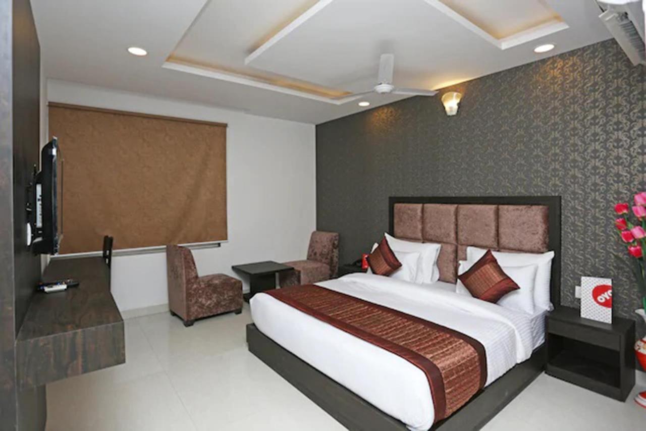 Hotel Grand Belwood Near Delhi Airport Yeni Delhi Dış mekan fotoğraf