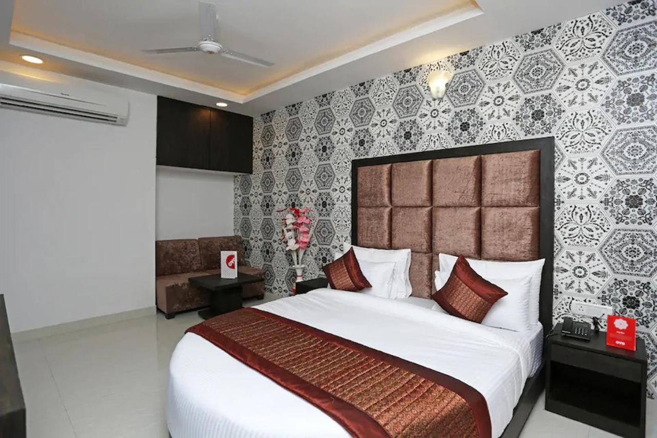 Hotel Grand Belwood Near Delhi Airport Yeni Delhi Dış mekan fotoğraf